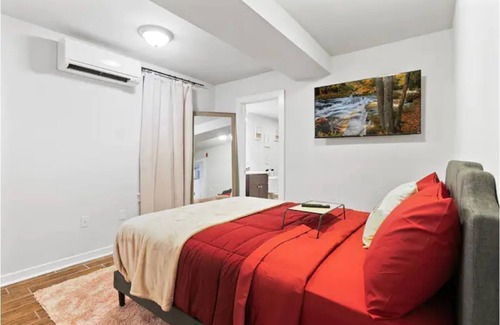Spruce Hill House | UPenn campus/sleeps10/walk to hup/chop