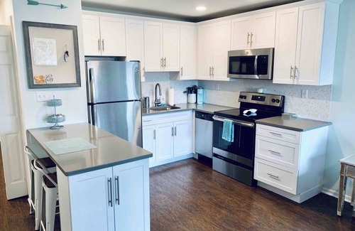 North End Condo | Upgraded Condo Close to Boardwalk/Beach/Asbury Shopping w Pool