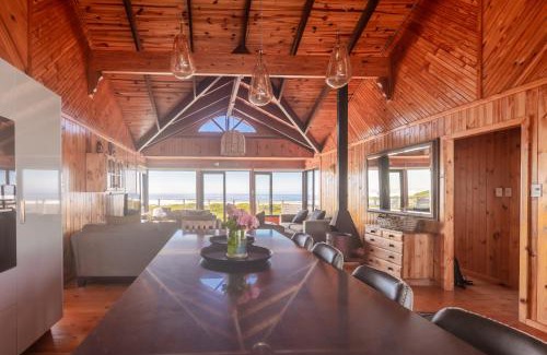 Cape Saint Francis House | Upmarket, Spacious and Stunning Sea Views