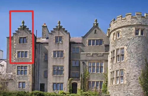 Holyhead Apartment | Upper Harbour Watch