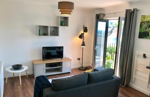 Stroud Apartment | Upper Highview - Self Catering Apartment, fpventures Stroud