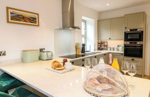 Hulme End Cottage | Upper Hurst Farmhouse