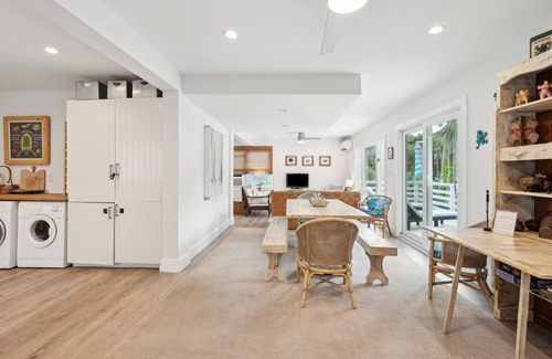 Folly Beach Apartment | Upper Level of Duplex-Short Walk to Beach & Washout (Prime Surfing Spot)
