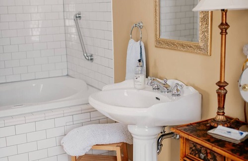 Westport Bed & Breakfast | Upper Rideau Bed & Breakfast