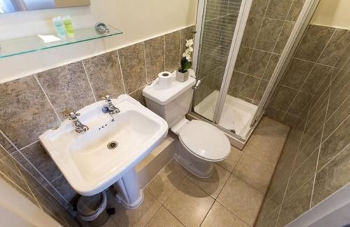 Brighton Hotel | Upper Rock 7 - double room en-suite