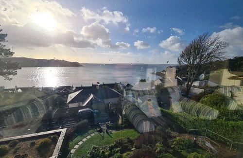 St. Mawes Cottage | Upper Tresulian - an apartment that sleeps 4 guests in 2 bedrooms