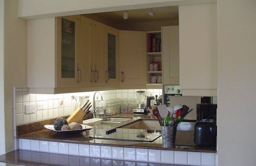 Rockley Apartment | Upscale South Coast Holiday Apartment with Pool at Springcourt, Rockley