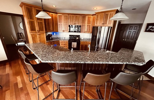 Poplar Ridge House | Upscale Cayuga Lakefront - beautiful water access - on Finger Lakes Wine Trail