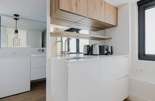 Colina House | Upscale Colina Studio w/Pool, Doorman, Washer & A/C, by Blueground