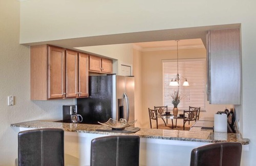 Braden River Condo | Upscale Condo in a Golf Club Gated Community