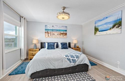 New Smyrna Beach Apartment | Upscale Dog Friendly and STEPS to the Beach! Spacious Modern Chic Condo!