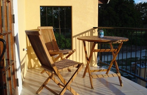 Rockley Apartment | Upscale furnished holiday apartment in quiet road with pool close to golf club