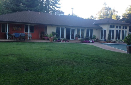 Portola Valley House | Upscale Home in Nature of Portola Valley near Stanford/280-4BD/2BA/Pool/Hottub