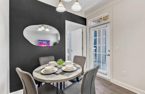 Southwest Raleigh Apartment | Upscale King 1BR Suite Mins to Downtown Raleigh