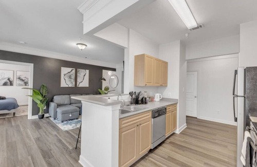 Southwest Raleigh Apartment | Upscale King 2BR Suite—Mins to Downtown Raleigh!