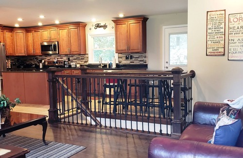 Fairfield House | Upscale Private 5 Star Home For Families or Business Trips
