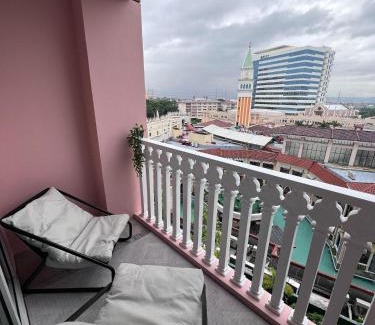 Pinagsama Apartment | Upscale Stylish Suite Near BGC and View of Venice Grand Canal Mall
