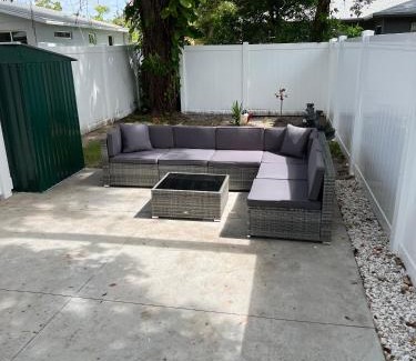 Childs Park House | Upscale Unique Studio, Private Yard And Entrance
