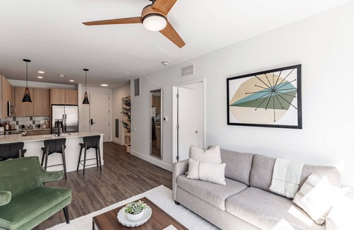 Huntsville House | Upscale Urban Escape w/Kitchen | Near Famous Landmarks & Museums | Pet Friendly