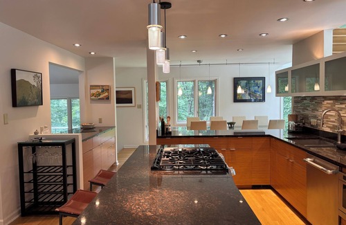 Bloomington House | Upscale Wooded Retreat, Close to IU & East Side