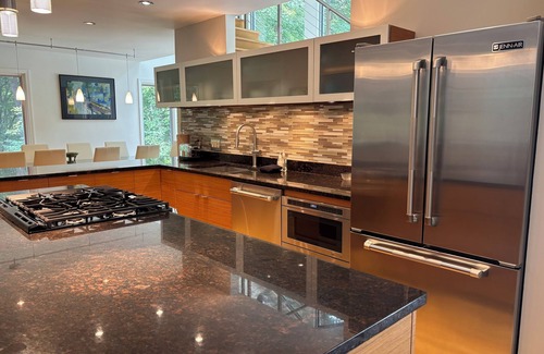Bloomington House | Upscale Wooded Retreat, Close to IU & East Side
