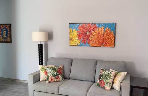 Acapulco Apartment | Upstairs apartment with lots of sunlight and beautiful Mexican Art/Deco.