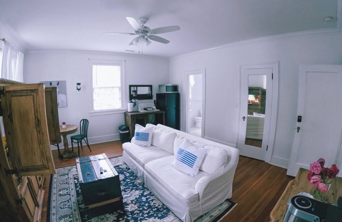 Gastonia Apartment | Upstairs Chic Studio