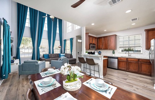 Govalle Apartment | Upstay - East Austin Family Home - 5min From DT