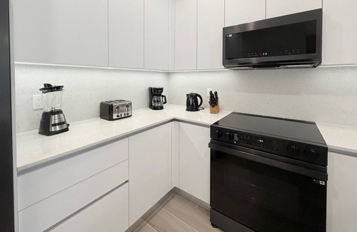 Four Corners Apartment | Upstay - Modern Home w Pool in New Development