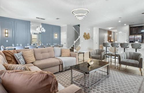 Davenport House | Upstay Movie-Themed Villa for 22 at ChampionsGate