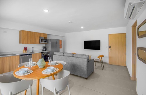 Barrio Santa Lucia Apartment | Upstay - New Condo in Jaco - 5 Mins From Beach