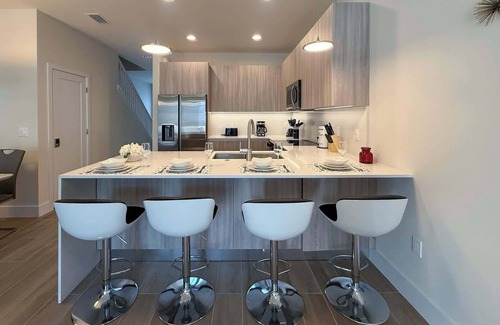 Four Corners Apartment | Upstay Tranquility Townhome w Private Pool