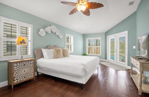 Buena Ventura Lakes House | Upstay - Waterside Home with Pool and Hot Tub