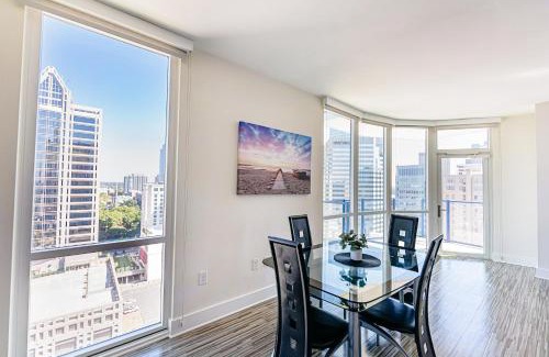 Charlotte Center City Apartment | Uptown Charlotte 2BR Furnished Apartments apts