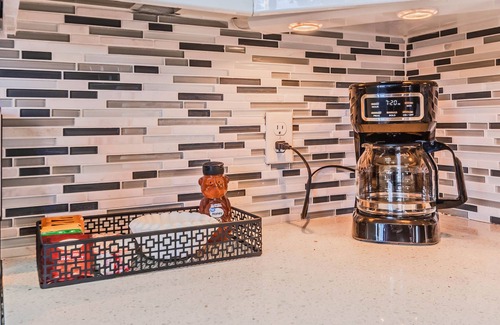 Turtle Creek House | Uptown Dallas Getaway Retreat
