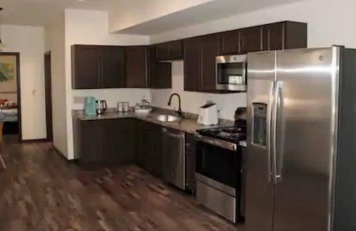 Harrisburg - Hershey House | Uptown Deluxe Suite | Stylish & Spacious | Central Location