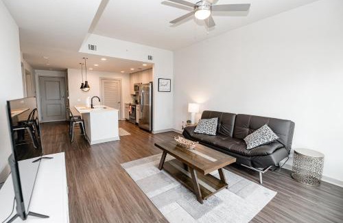 Third Ward Apartment | Uptown Furnished Apartments near BOA Stadium apts