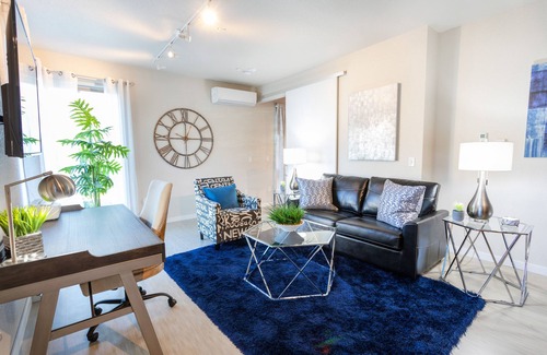 Kingfield Apartment | Uptown Gem🔹Fast WiFi🔹In-Unit W/D🔹Keurig+Coffee