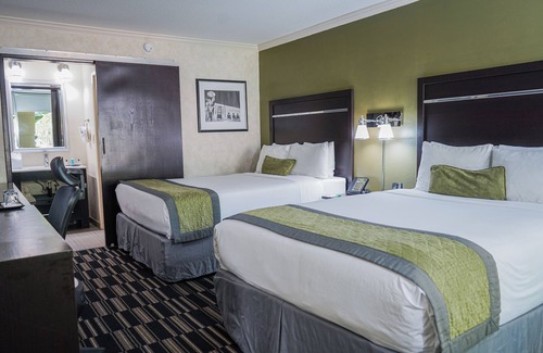 San Jose Hotel | Uptown Oasis San Jose Airport