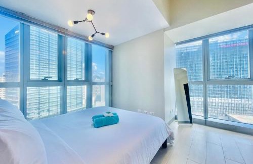 Bonifacio Global City Apartment | Uptown Parksuites BGC
