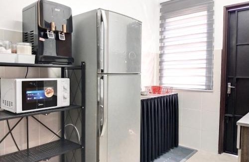 Bota House | UR Homestay, Seri Iskandar