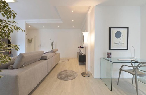 San Donato Apartment | UR-NEST Vestri - Golden Suite