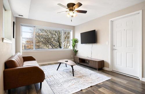 Peoria Apartment | Urban 1BD moments away from DT Peoria