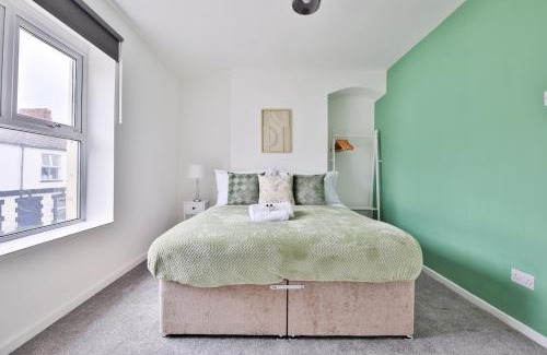 Splott Apartment | Urban 2-bed House - 6 mins away from City Centre!