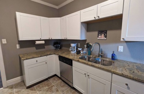 Tower Grove East Apartment | Urban 2BR/1BA w/Backyard & WFH Desk | St. Louis