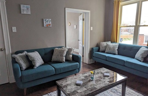 Tower Grove East Apartment | Urban 2BR/1BA w/Backyard & WFH Desk | St. Louis