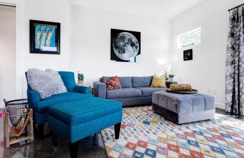 Near East Side House | Urban - A Birdy Vacation Rental