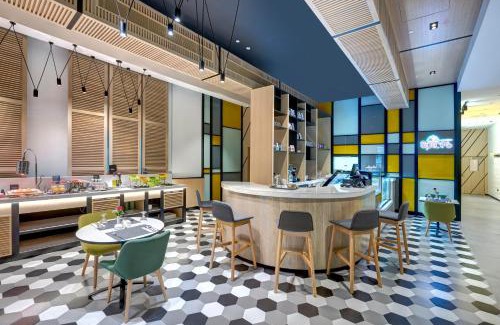 Sheikh Zayed Road Hotel | URBAN Al Khoory Hotel