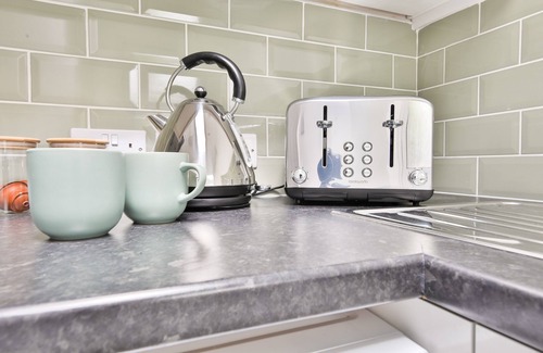 Splott Apartment | Urban Central 2 Bed House