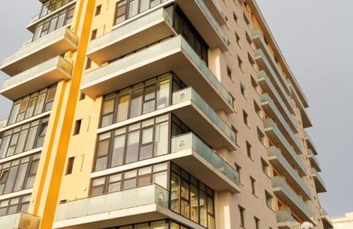 Iasi Apartment | Urban Chic near Iulius Mall w free parking Certificat Ministerul Turismului